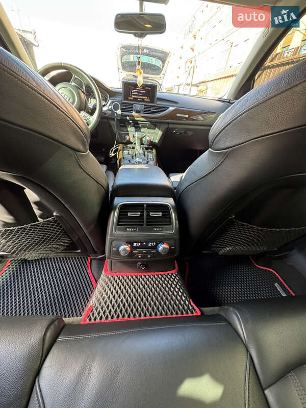 Седан Audi A6 2013 в Одессе