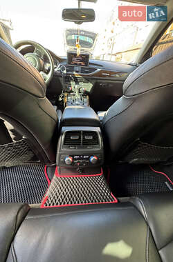 Седан Audi A6 2013 в 