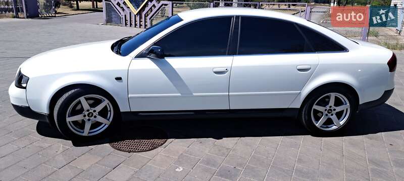 Седан Audi A6 1999 в Горішніх Плавнях