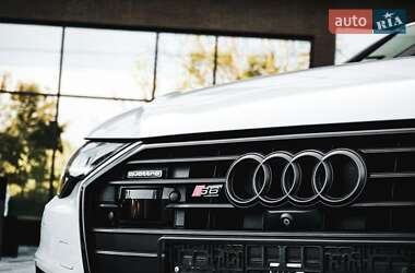 Седан Audi A6 2018 в 