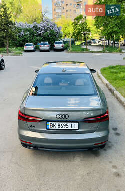 Седан Audi A6 2021 в 
