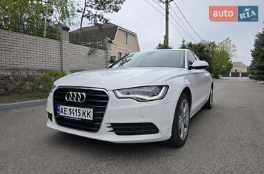 Седан Audi A6 2014 в 