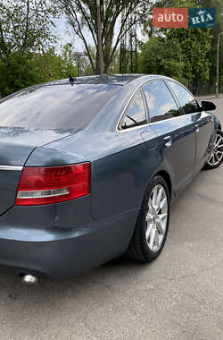 Седан Audi A6 2004 в 