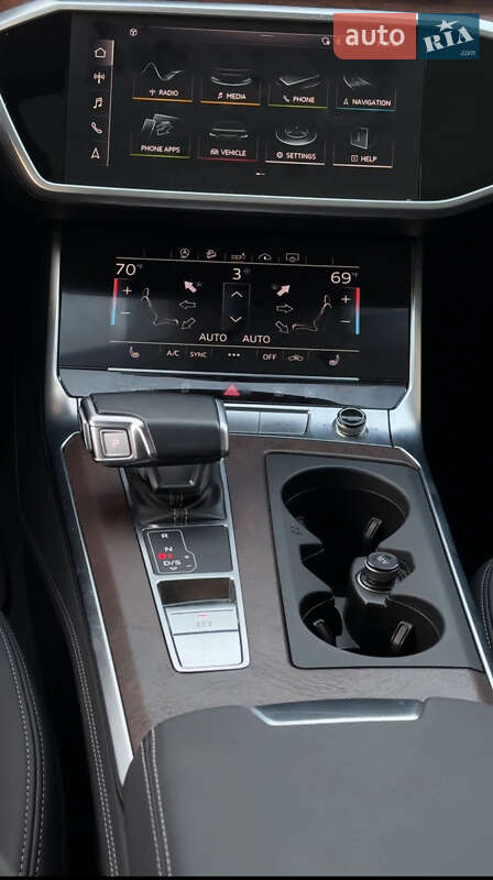 Седан Audi A6 2020 в Львові