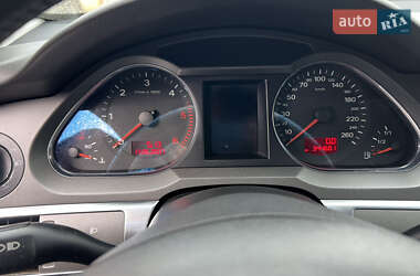 Седан Audi A6 2004 в 