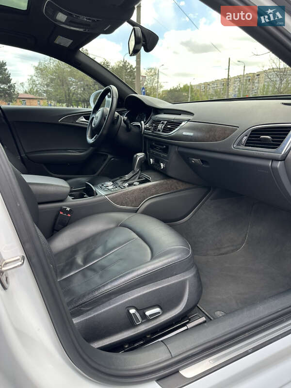 Седан Audi A6 2017 в Киеве