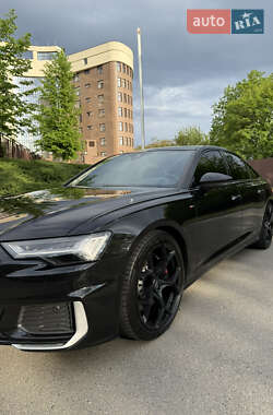 Седан Audi A6 2019 в 