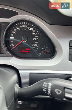 Седан Audi A6 2010 в 