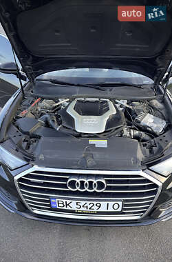 Седан Audi A6 2018 в 