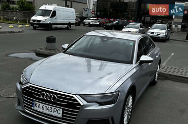 Седан Audi A6 2019 в 