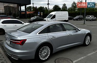 Седан Audi A6 2019 в 
