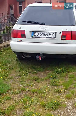 Универсал Audi A6 1996 в 