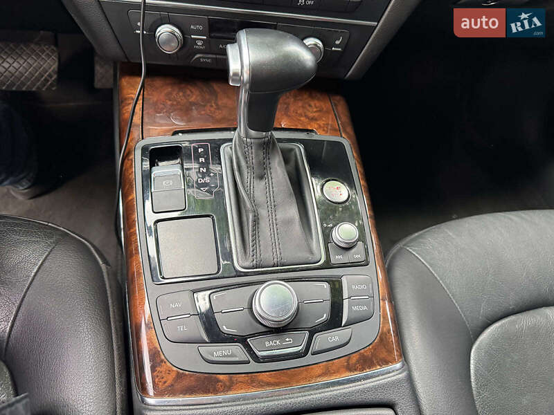 Седан Audi A6 2014 в Киеве