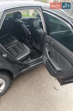 Седан Audi A6 2002 в 
