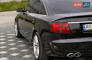 Седан Audi A6 2004 в 