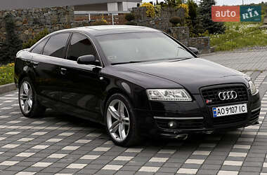 Седан Audi A6 2004 в 