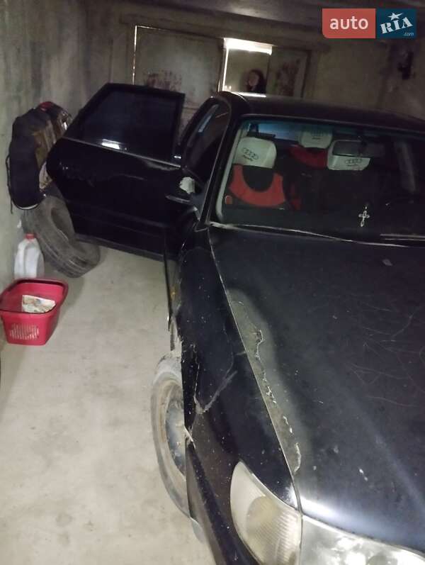 Седан Audi A6 1997 в Новоднестровске