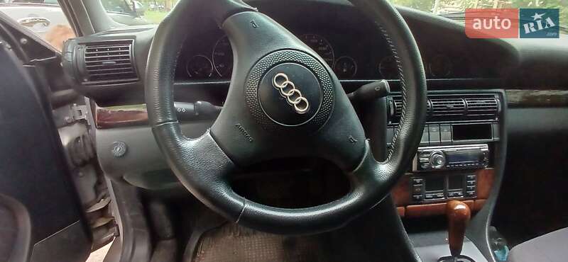 Универсал Audi A6 1996 в Украинке