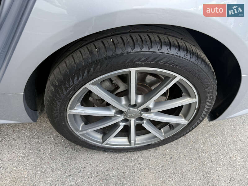 Седан Audi A6 2018 в Львові