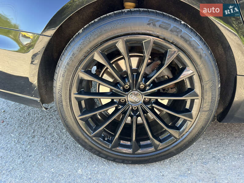 Седан Audi A6 2011 в Буковеле
