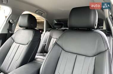 Седан Audi A6 2023 в 