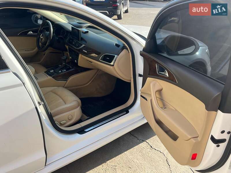 Седан Audi A6 2014 в Киеве