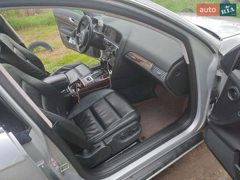 Седан Audi A6 2004 в Старом Салтовом