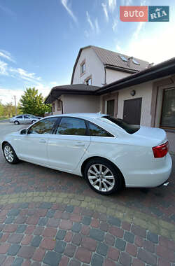 Седан Audi A6 2015 в 