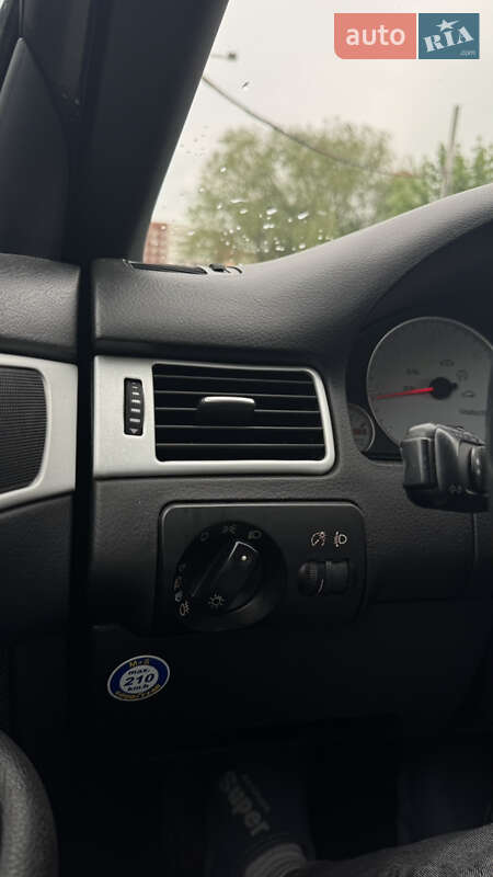 Универсал Audi A6 2003 в Львове