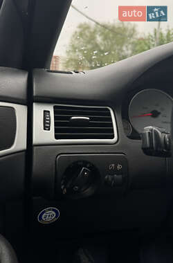 Универсал Audi A6 2003 в 