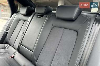 Седан Audi A6 2023 в 