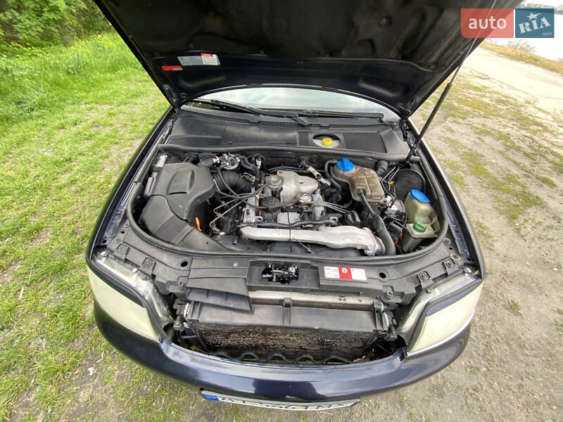 Седан Audi A6 2001 в Украинке