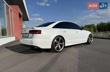 Седан Audi A6 2015 в 