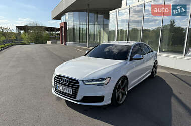 Седан Audi A6 2015 в 