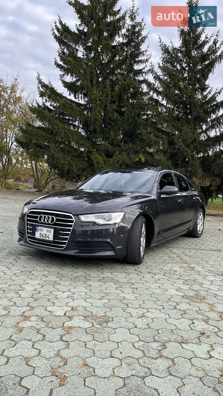 Седан Audi A6 2013 в Дубно