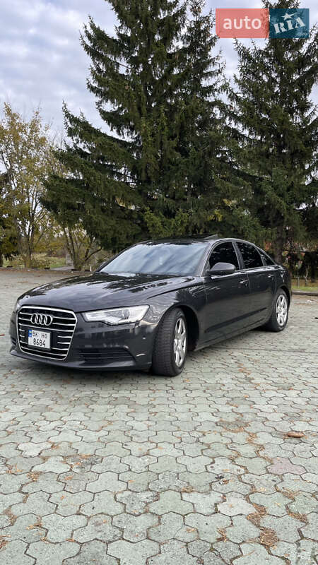 Седан Audi A6 2013 в Дубно