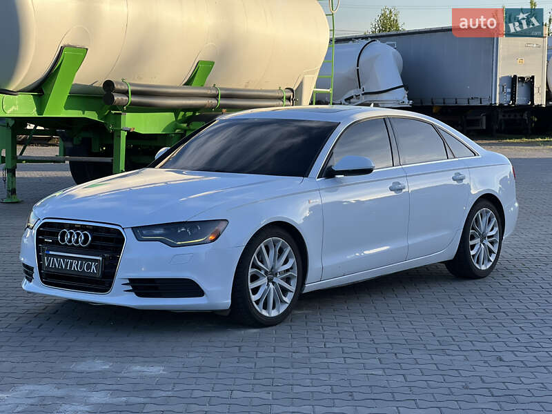 Седан Audi A6 2012 в 