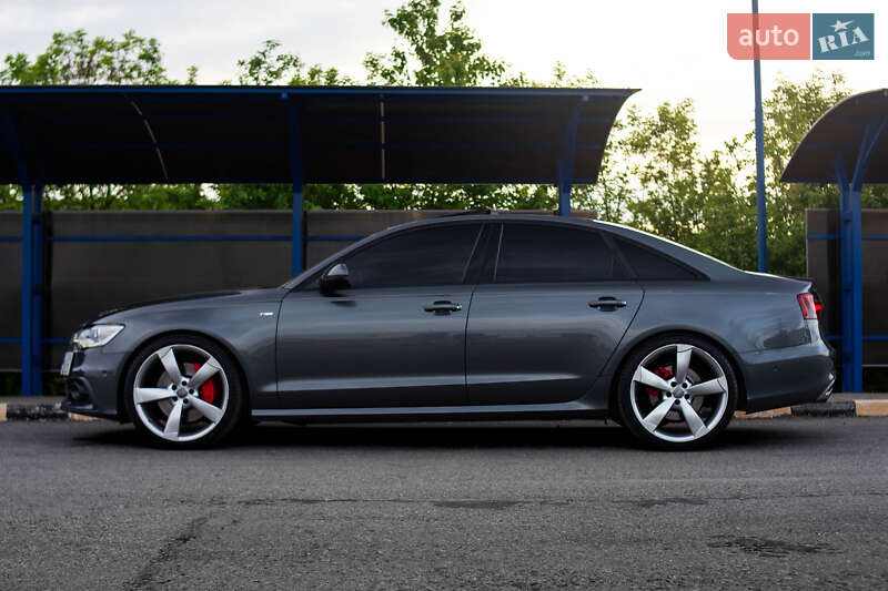 Седан Audi A6 2012 в Ужгороде