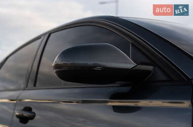 Седан Audi A6 2012 в 