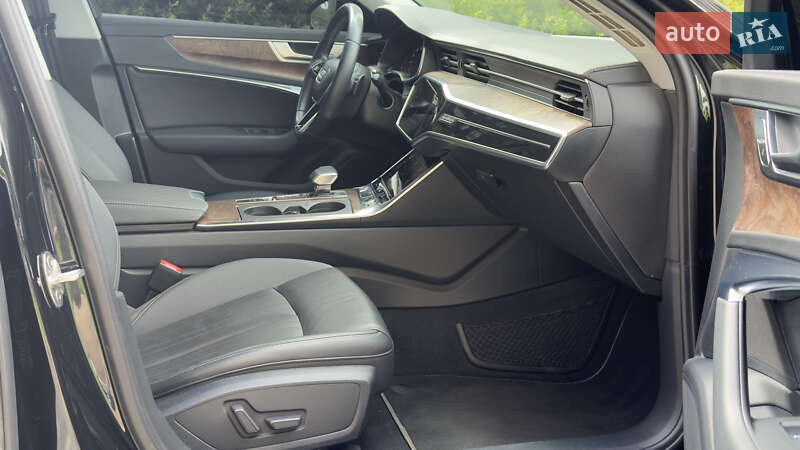 Седан Audi A6 2020 в Киеве