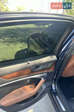 Седан Audi A6 2018 в 