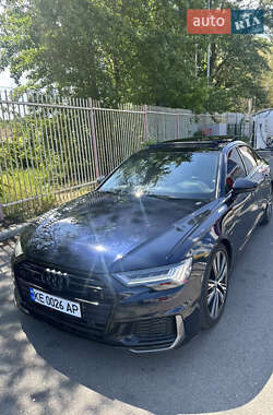 Седан Audi A6 2018 в 