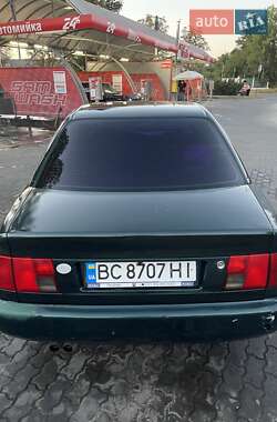 Седан Audi A6 1996 в 