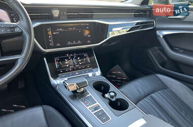 Седан Audi A6 2019 в 