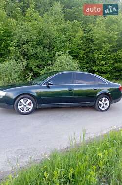 Седан Audi A6 2002 в 