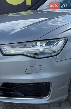 Седан Audi A6 2015 в 