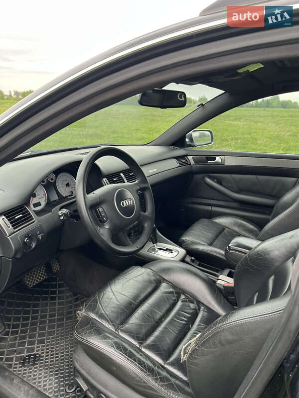 Универсал Audi A6 2002 в Изяславе