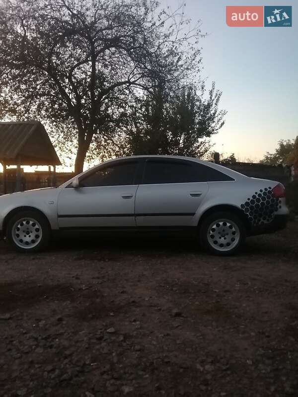 Седан Audi A6 1998 в Корнине фото 16 Седан Audi A6 1998 в Корнине