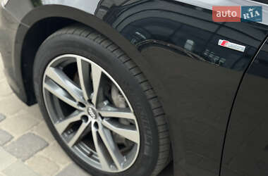 Седан Audi A6 2018 в 