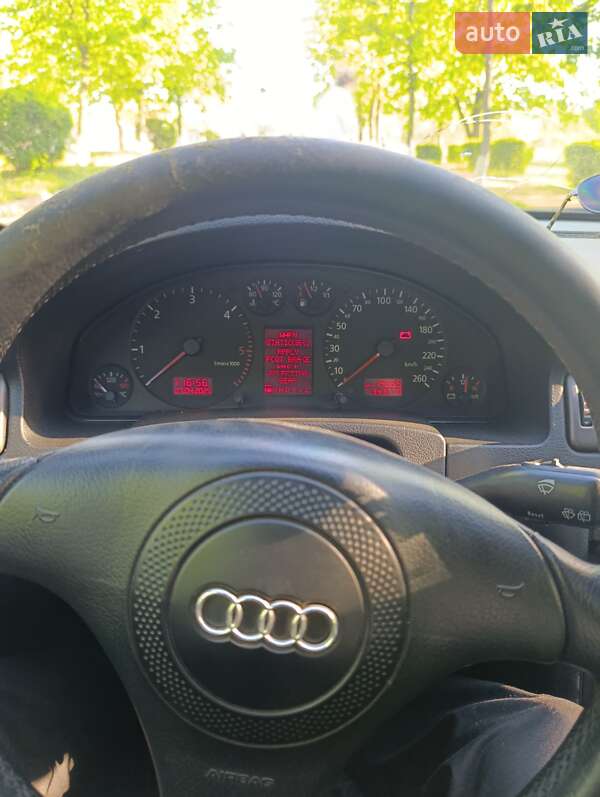 Універсал Audi A6 2000 в Кропивницькому